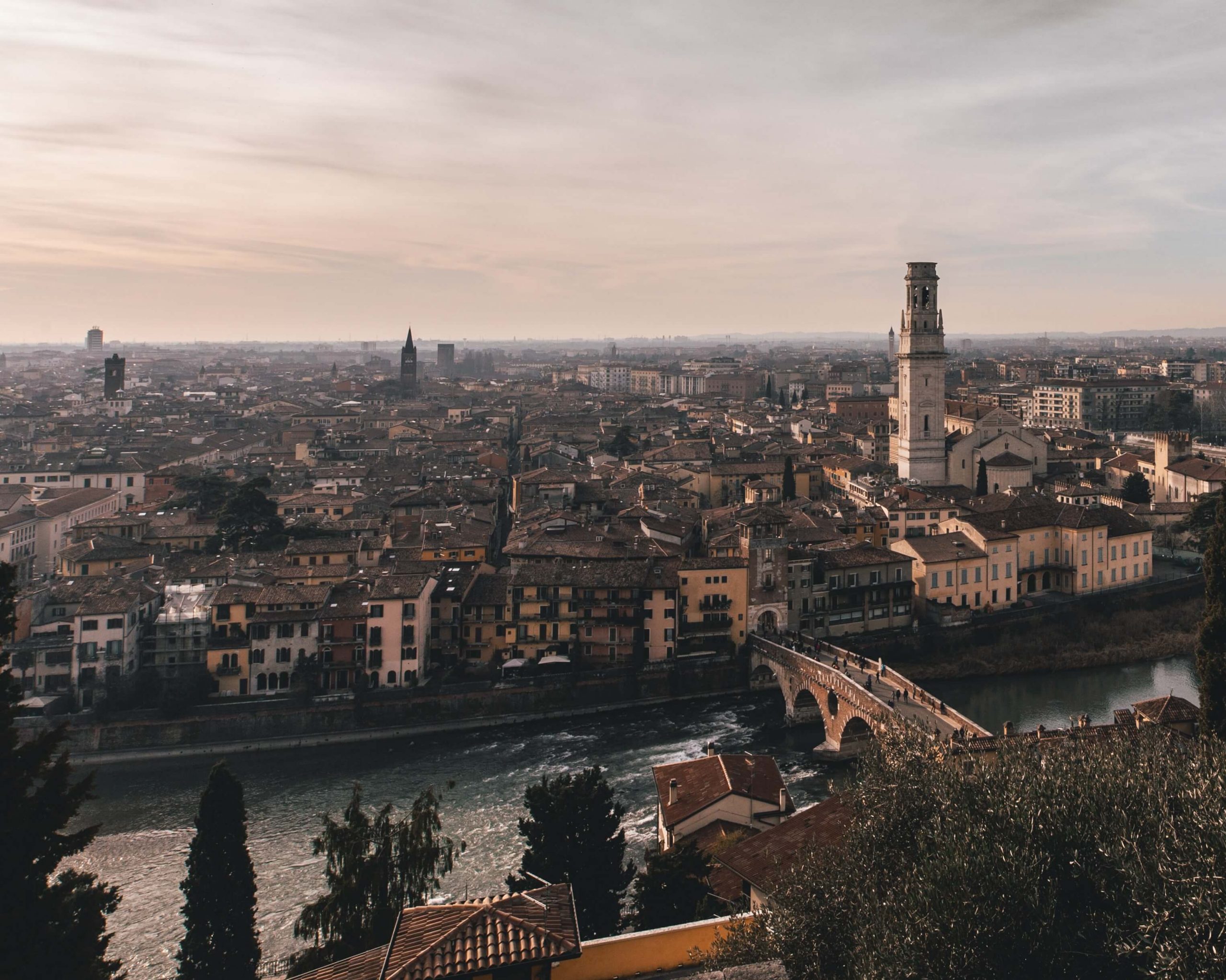 christian-burri-7N2tcgpi2A4-unsplash (1)